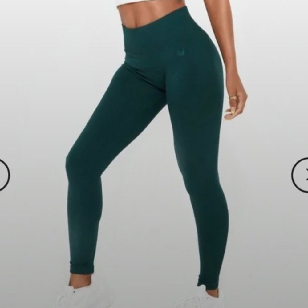 Lazuli Sculpt Seamless Teal NWT